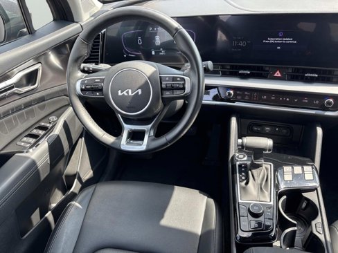Used 2025 Kia Sportage EX image 13