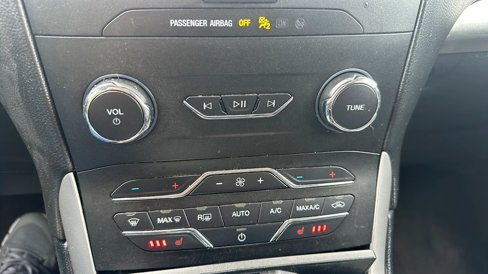 Used 2019 Ford Edge SEL w/ Equipment Group 201A image 17
