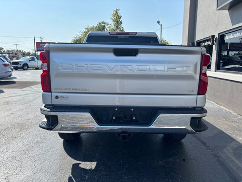 Used 2022 Chevrolet Silverado 1500 LT image 3
