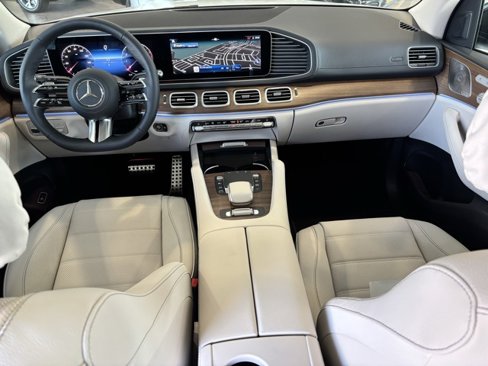 New 2026 Mercedes-Benz GLS 450 4MATIC image 27