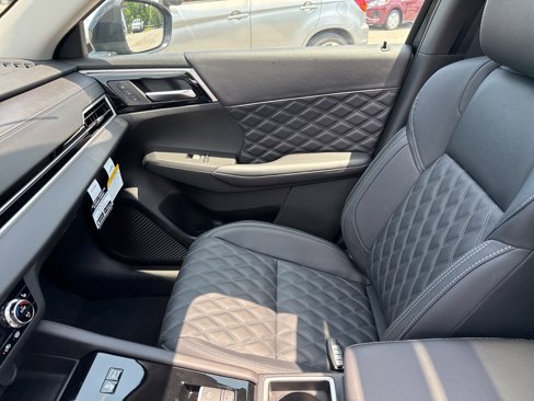 New 2025 Mitsubishi Outlander SEL image 27
