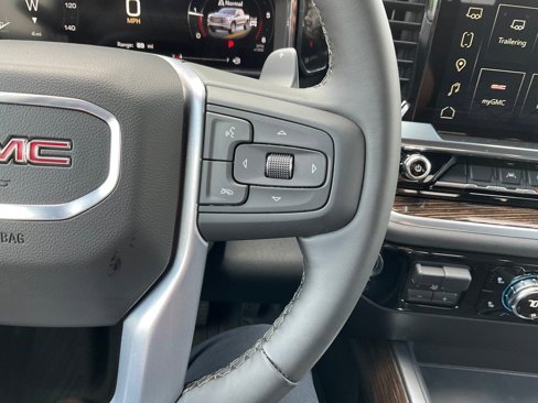 New 2026 GMC Sierra 1500 Elevation image 6