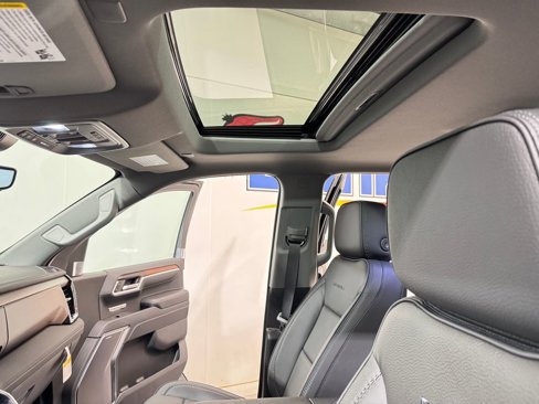New 2026 GMC Sierra 1500 Denali w/ Denali Reserve Package image 12