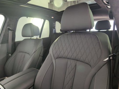 New 2026 BMW X5 M60i image 22