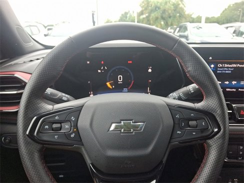 Used 2025 Chevrolet TrailBlazer RS w/ Driver Confidence Package image 18