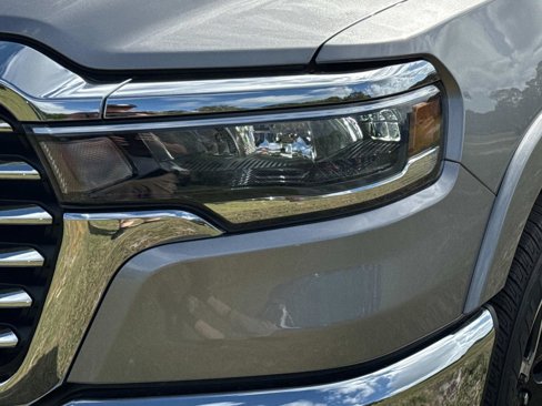 New 2025 RAM 1500 Laramie w/ Trailer Tow Group image 9
