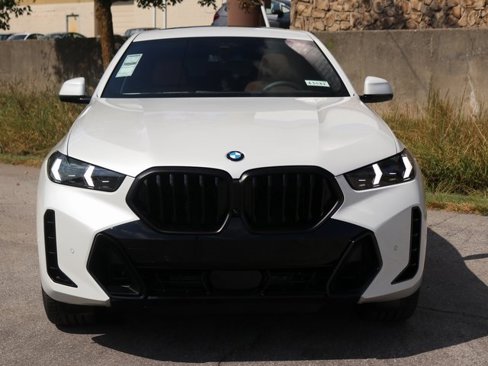New 2026 BMW X6 xDrive40i image 2