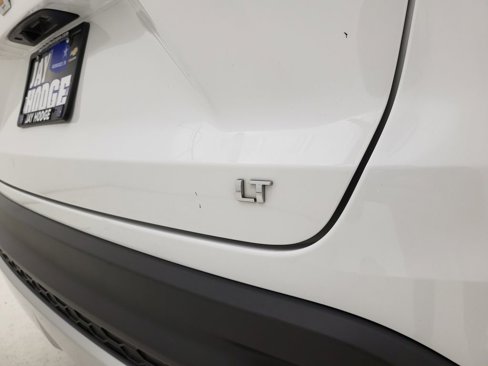 Used 2024 Chevrolet Trax LT image 19