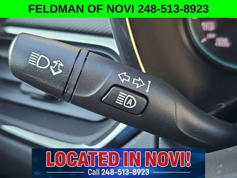 Used 2022 Chevrolet Equinox RS w/ Infotainment Package image 24