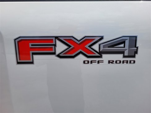 New 2025 Ford F250 Platinum image 16