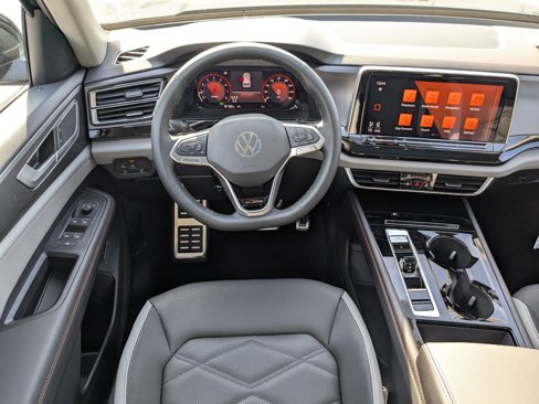 New 2025 Volkswagen Atlas Peak Edition SE image 30