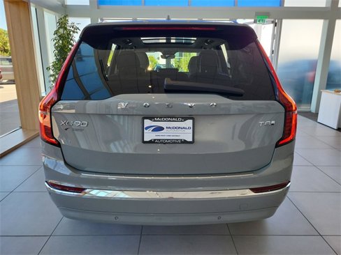 New 2026 Volvo XC90 T8 Ultra image 4