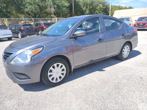 Used 2019 Nissan Versa S Plus image 3