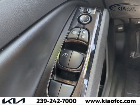 Used 2023 Nissan Altima 2.5 SV image 21