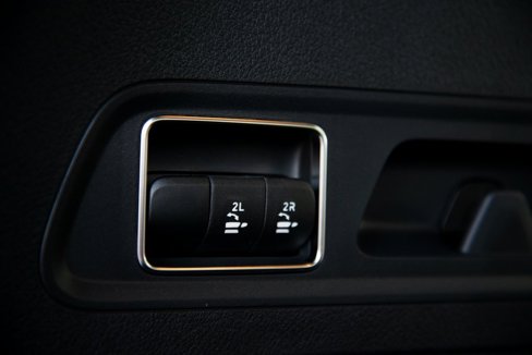 Used 2025 Mercedes-Benz GLS 450 4MATIC image 39