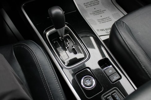 Used 2020 Mitsubishi Outlander SEL image 12