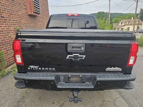 Used 2017 Chevrolet Silverado 1500 High Country image 25