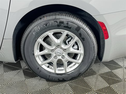 New 2025 Chrysler Pacifica Select image 17