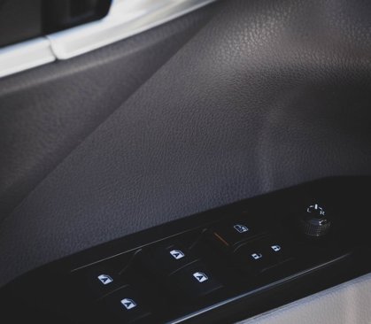Used 2020 Toyota Camry SE image 15