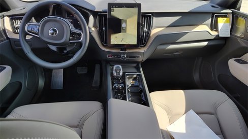 New 2026 Volvo XC60 B5 Plus w/ Climate Package image 13
