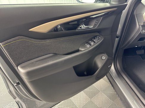 New 2025 Chevrolet TrailBlazer ACTIV w/ Convenience Package image 12