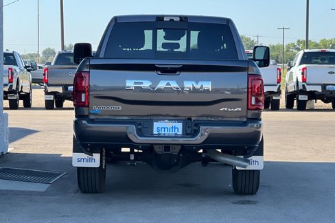 New 2025 RAM 3500 Laramie image 7