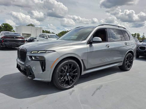 New 2026 BMW X7 xDrive40i w/ M Sport Package image 8