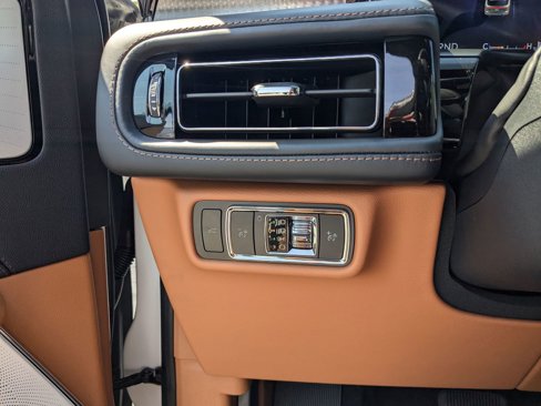 New 2025 Lincoln Aviator Black Label w/ Jet Appearance Package image 15