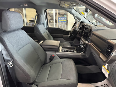 New 2025 Ford F150 XLT w/ Equipment Group 302A MID image 33