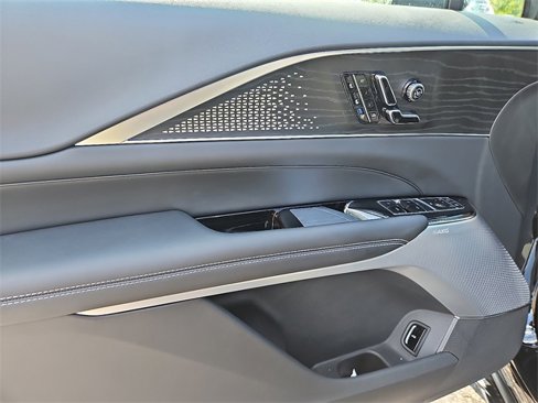 New 2026 Cadillac Lyriq V image 10