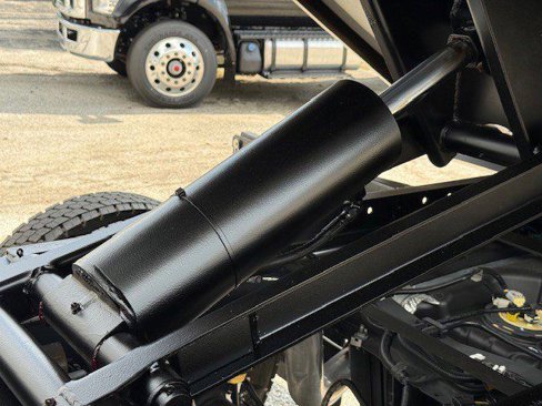 New 2025 Ford F550 4x4 Regular Cab Super Duty image 35