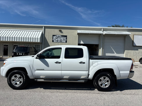 Used 2009 Toyota Tacoma PreRunner image 1