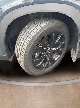 Used 2024 Toyota Grand Highlander Limited image 35