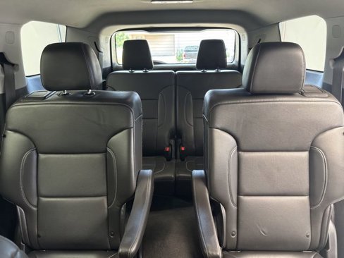 Used 2023 GMC Acadia SLT image 14