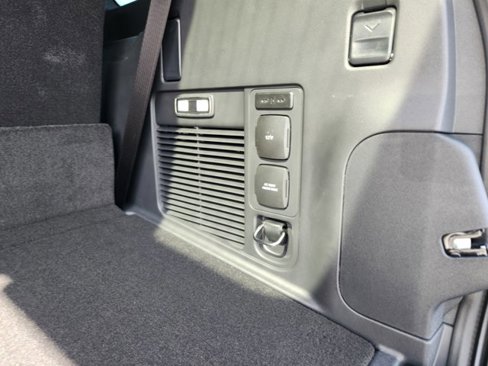 New 2025 Ford Expedition Tremor image 28