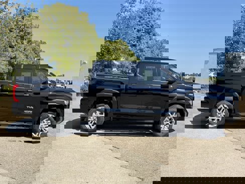New 2026 Toyota Tundra SR5 image 2