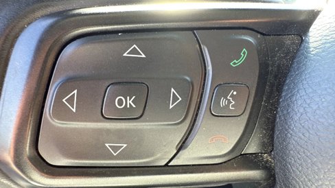 Used 2020 Jeep Wrangler Sport image 19