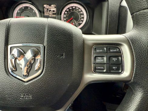 Used 2021 RAM 1500 Classic SLT image 35