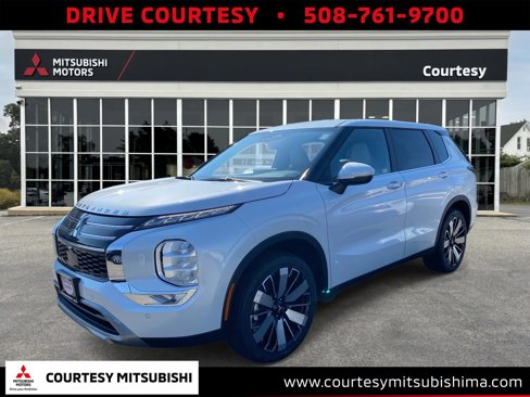 New 2025 Mitsubishi Outlander SE image 1