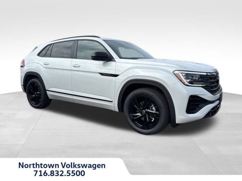 New 2026 Volkswagen Atlas Cross Sport SEL R-Line image 1