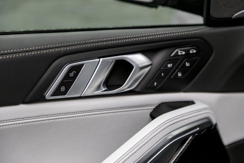New 2026 BMW X6 M60i image 19