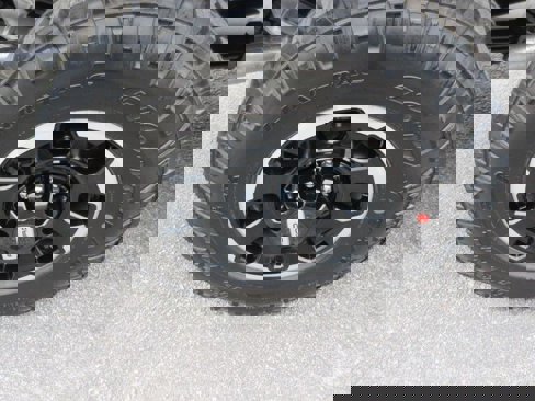New 2025 Ford F250 XLT w/ Black Appearance Package image 15