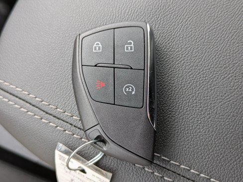New 2026 GMC Canyon Elevation w/ Convenience Package image 30