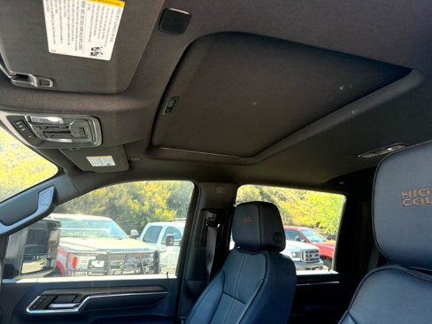 Used 2024 Chevrolet Silverado 3500 High Country w/ Technology Package image 12