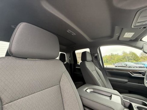 New 2026 Chevrolet Silverado 1500 LT image 18