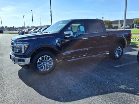 New 2025 Ford F150 Lariat image 3