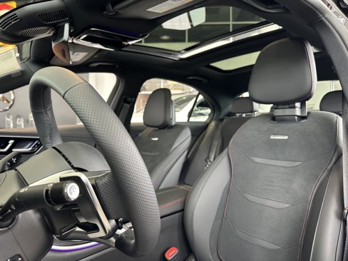 New 2025 Mercedes-Benz C 43 AMG 4MATIC Sedan image 15