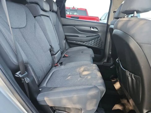 Used 2023 Hyundai Santa Fe SEL image 17
