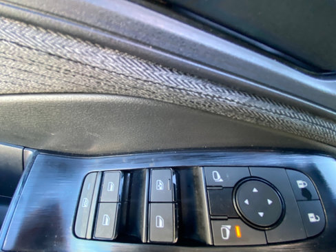 Used 2023 Nissan Rogue S image 23