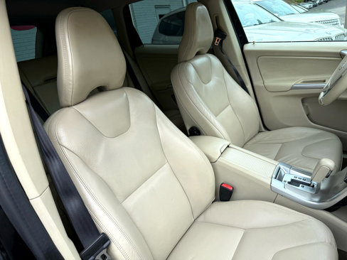 Used 2012 Volvo XC60 T6 image 14